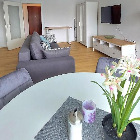 Moderne Wohnung Mit Vollausstattung In Ruhiger Lage, W-Lan Grossrohrsdorf Exterior foto