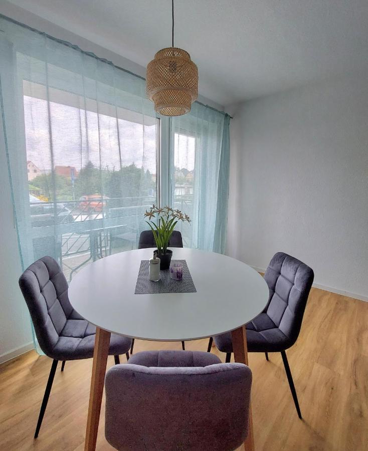 Moderne Wohnung Mit Vollausstattung In Ruhiger Lage, W-Lan Grossrohrsdorf Exterior foto