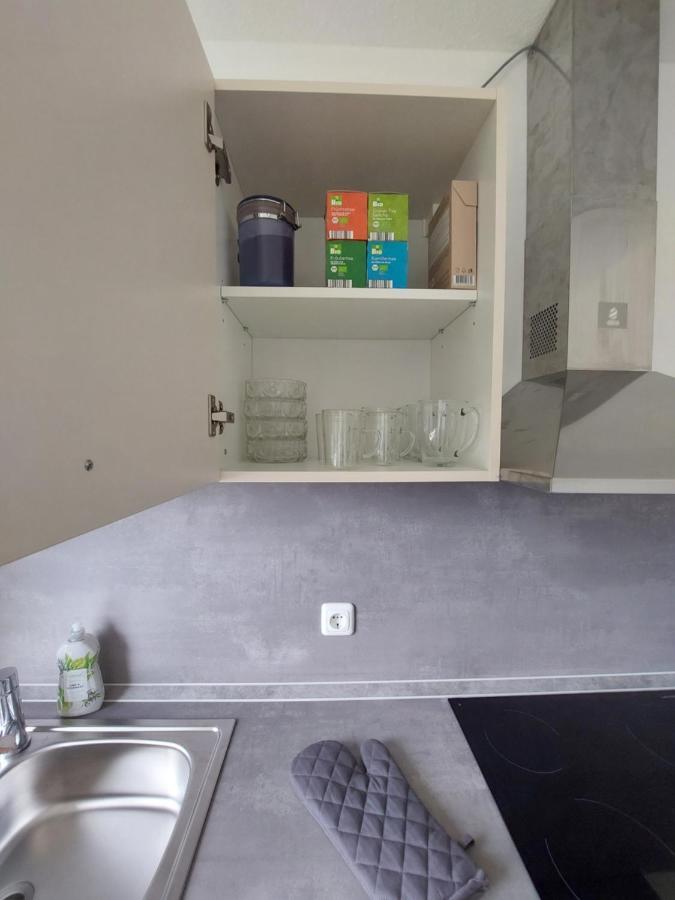 Moderne Wohnung Mit Vollausstattung In Ruhiger Lage, W-Lan Grossrohrsdorf Exterior foto