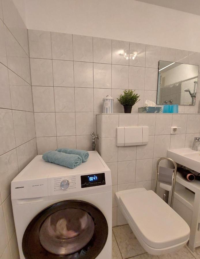 Moderne Wohnung Mit Vollausstattung In Ruhiger Lage, W-Lan Grossrohrsdorf Exterior foto