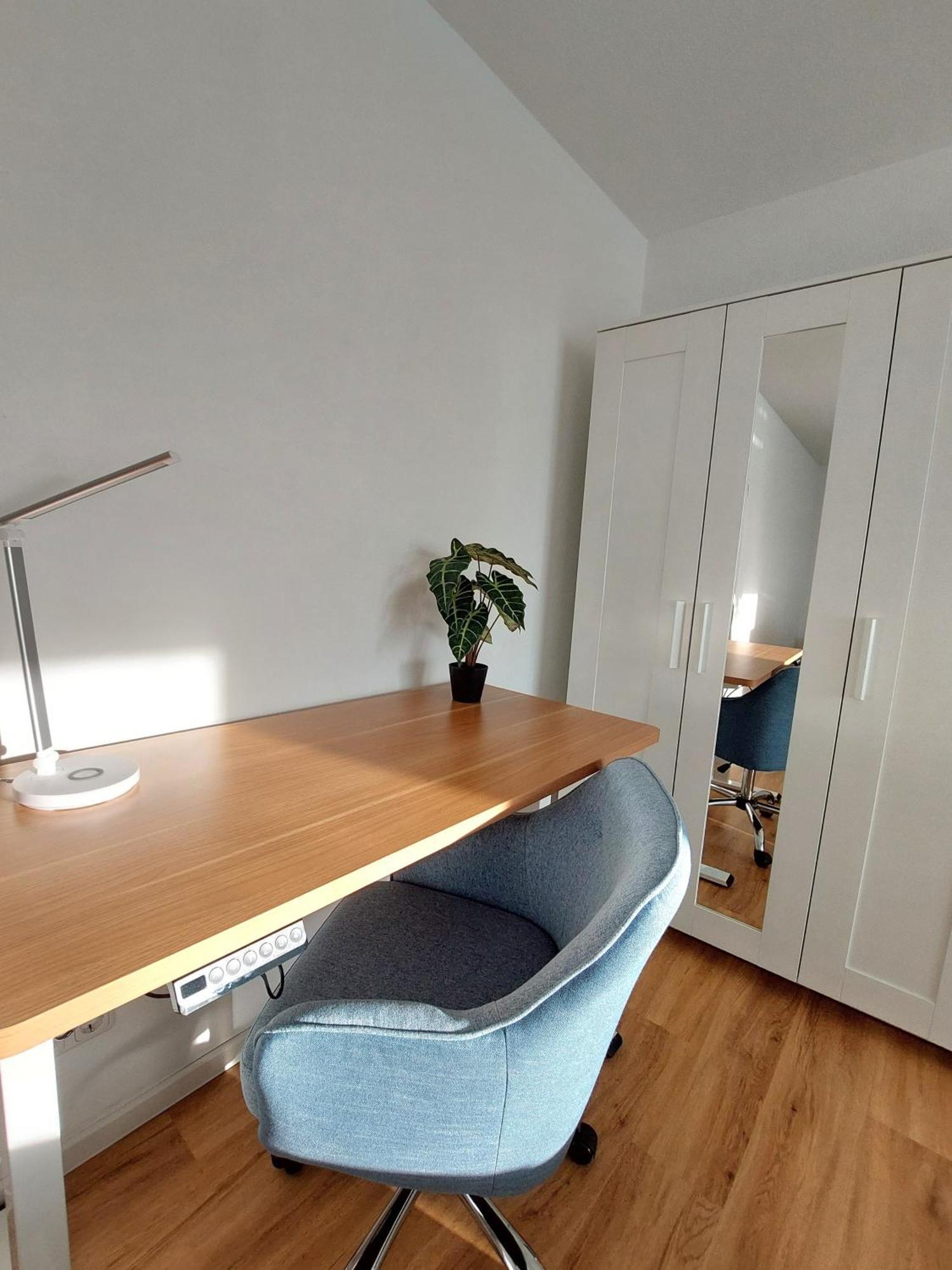 Moderne Wohnung Mit Vollausstattung In Ruhiger Lage, W-Lan Grossrohrsdorf Exterior foto